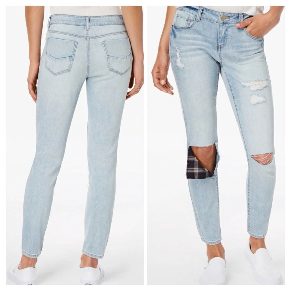 NWT Dollhouse Charley Distressed Skinny Jeans Light Blue Size 9